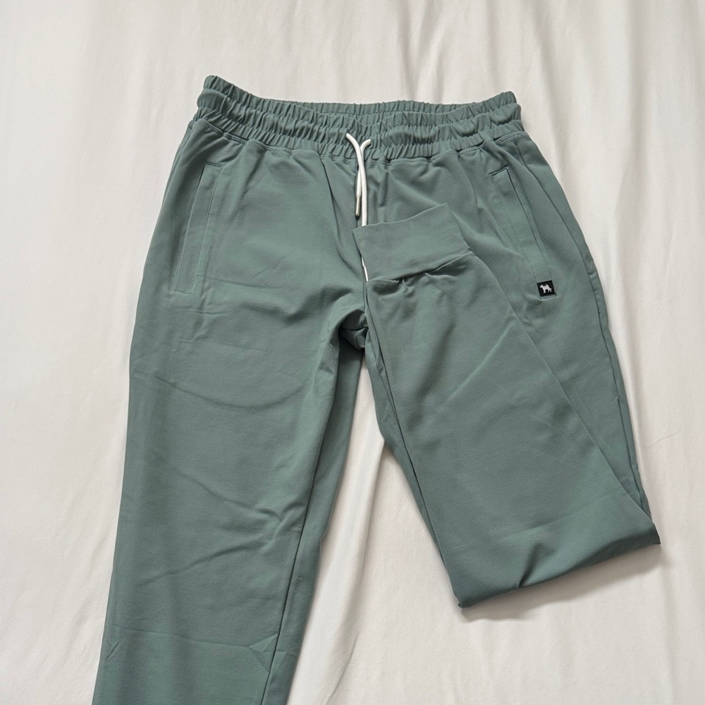 Women’s Green Jogger Pants